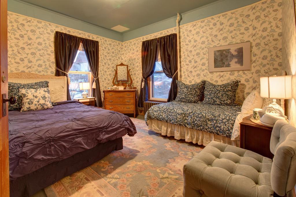 Margaretville Mountain Inn B&B Екстер'єр фото