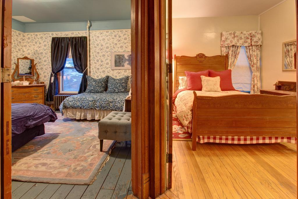Margaretville Mountain Inn B&B Екстер'єр фото
