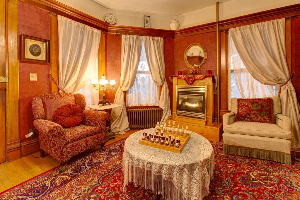 Margaretville Mountain Inn B&B Екстер'єр фото